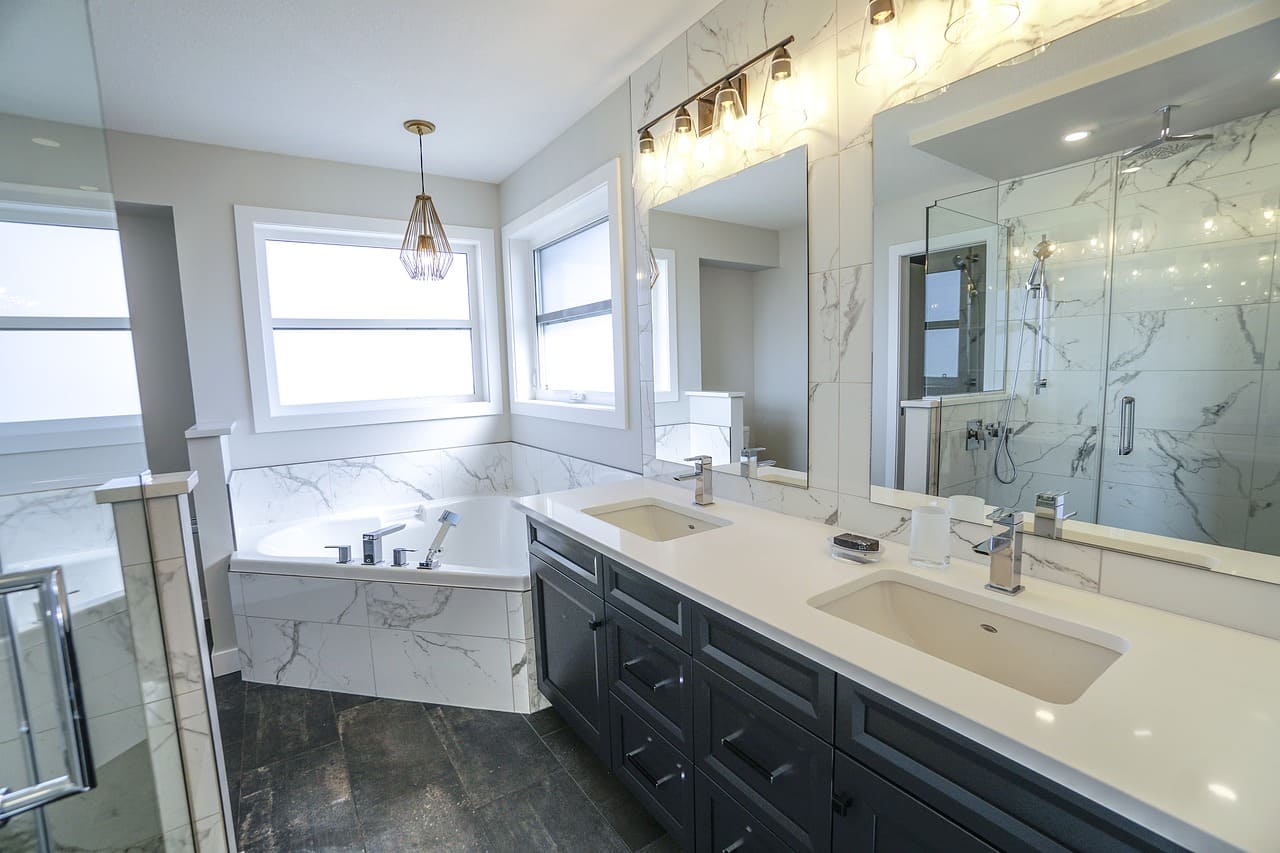 PURE WHITE QUARTZ PROJECT IN SKOKIE