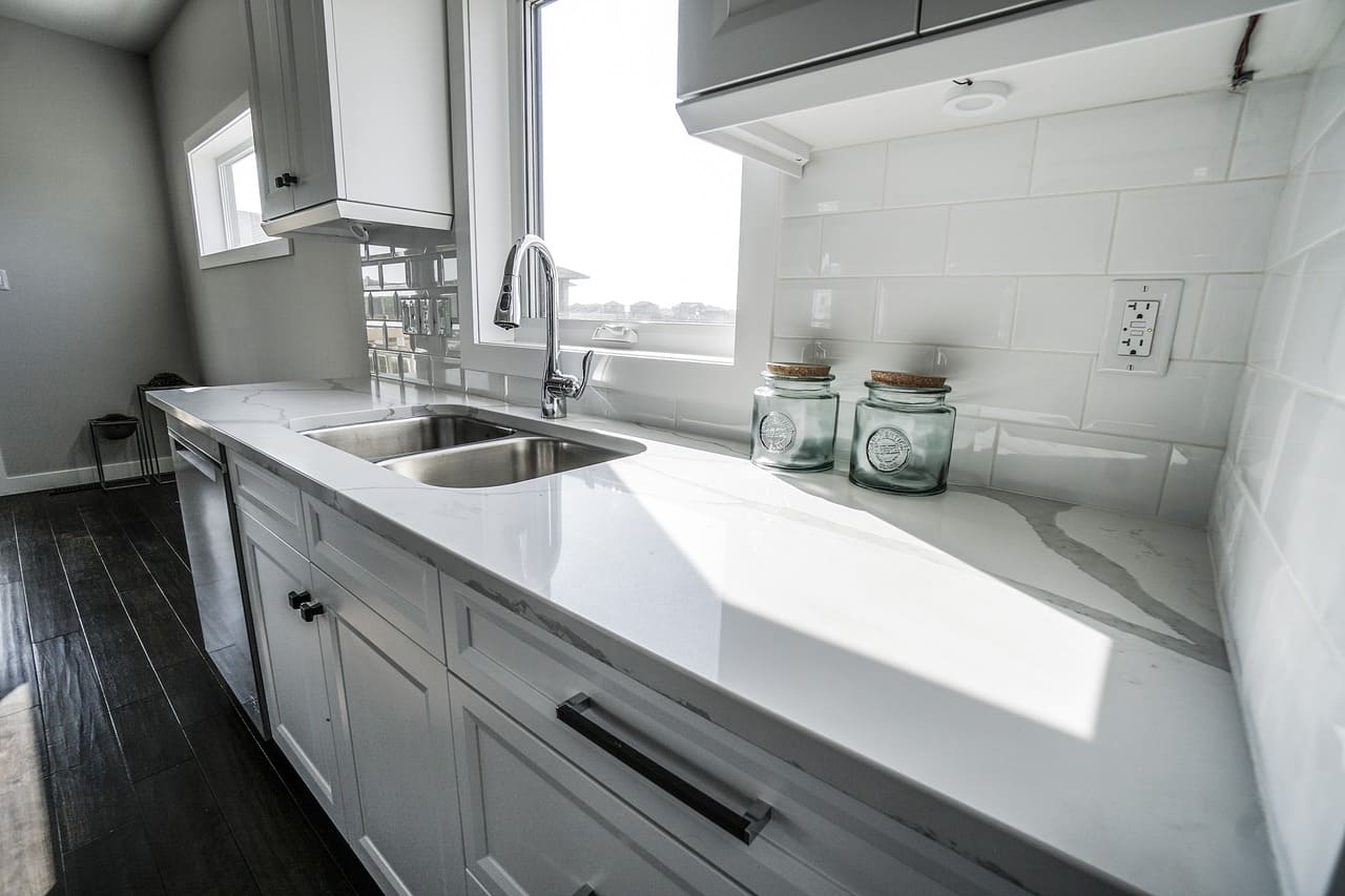 PURE WHITE QUARTZ PROJECT IN SKOKIE